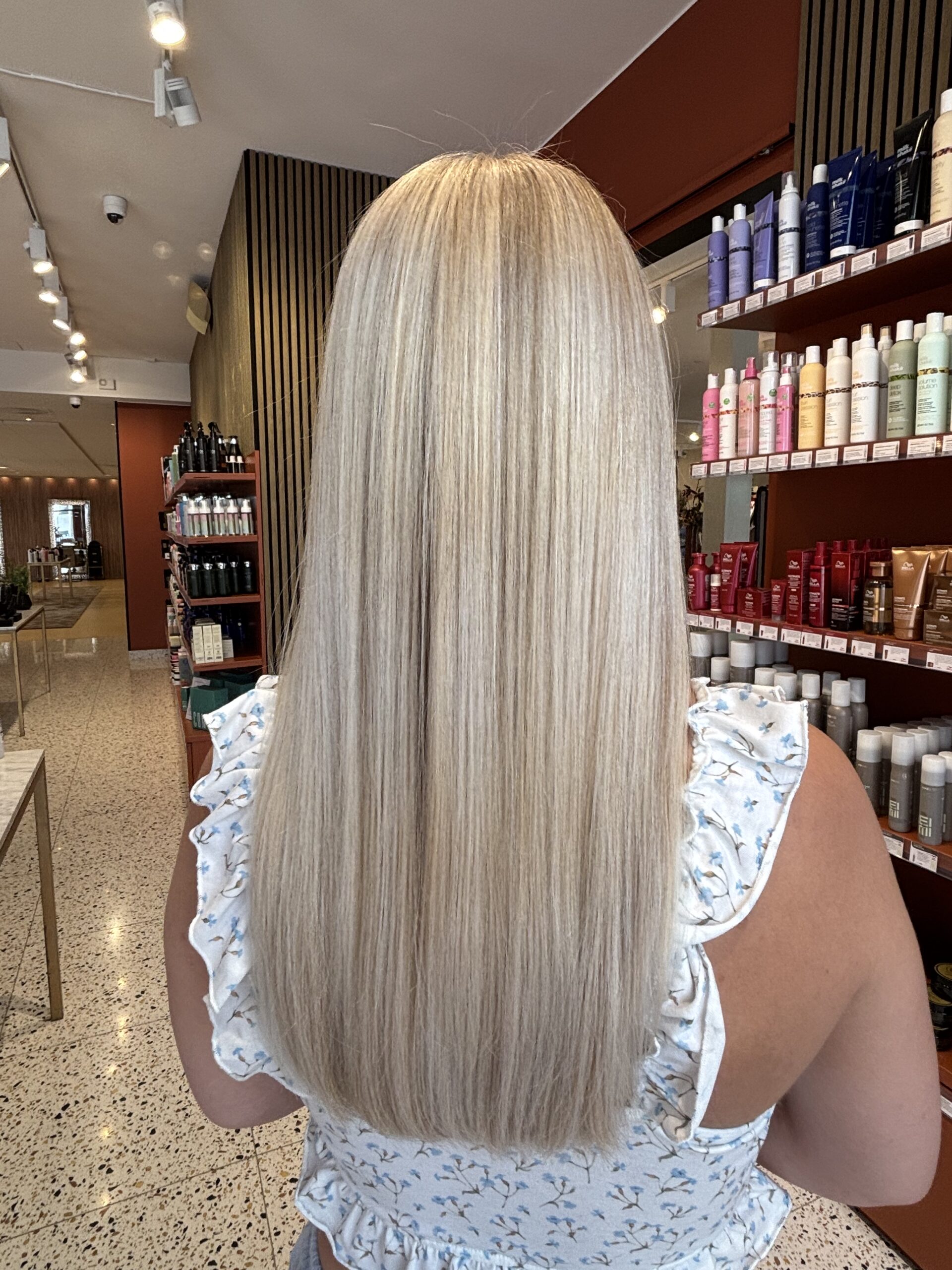 Färg och klippresultat Salong Vivåga i Borås, ljust hår